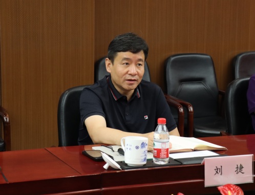 市妄想资源局向导赴PP电子5金狮集团调研指导事情
